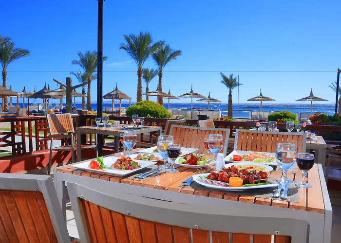 Beach Albatros Aqua Park - HurghadaResort Hotel